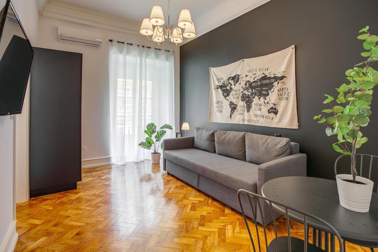 Home Out Rooms & Apartments 리스본 외부 사진