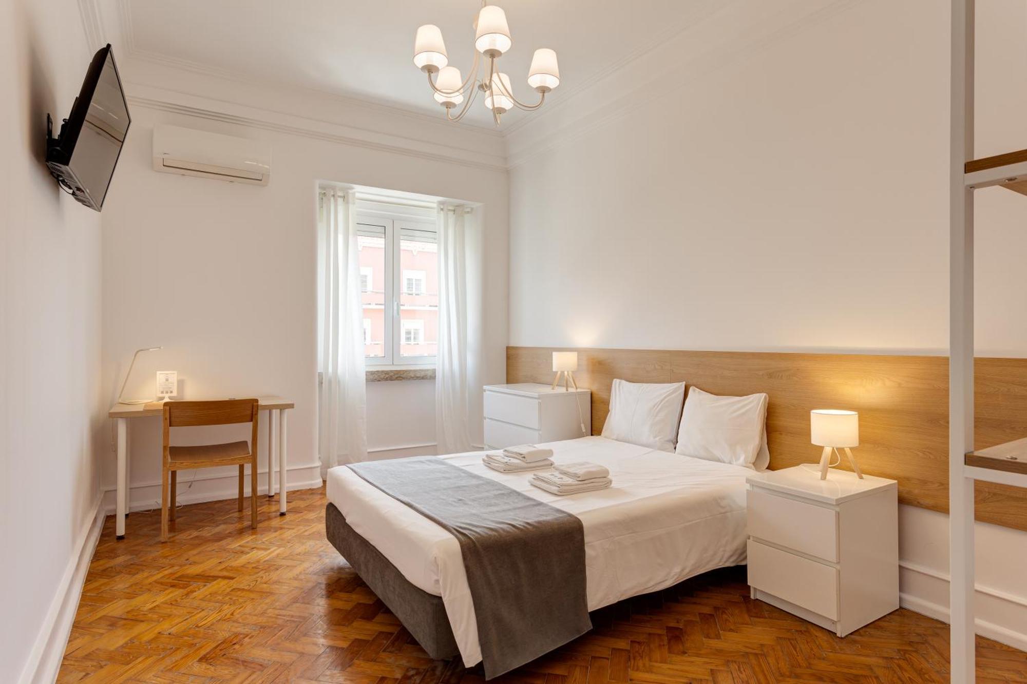 Home Out Rooms & Apartments 리스본 외부 사진