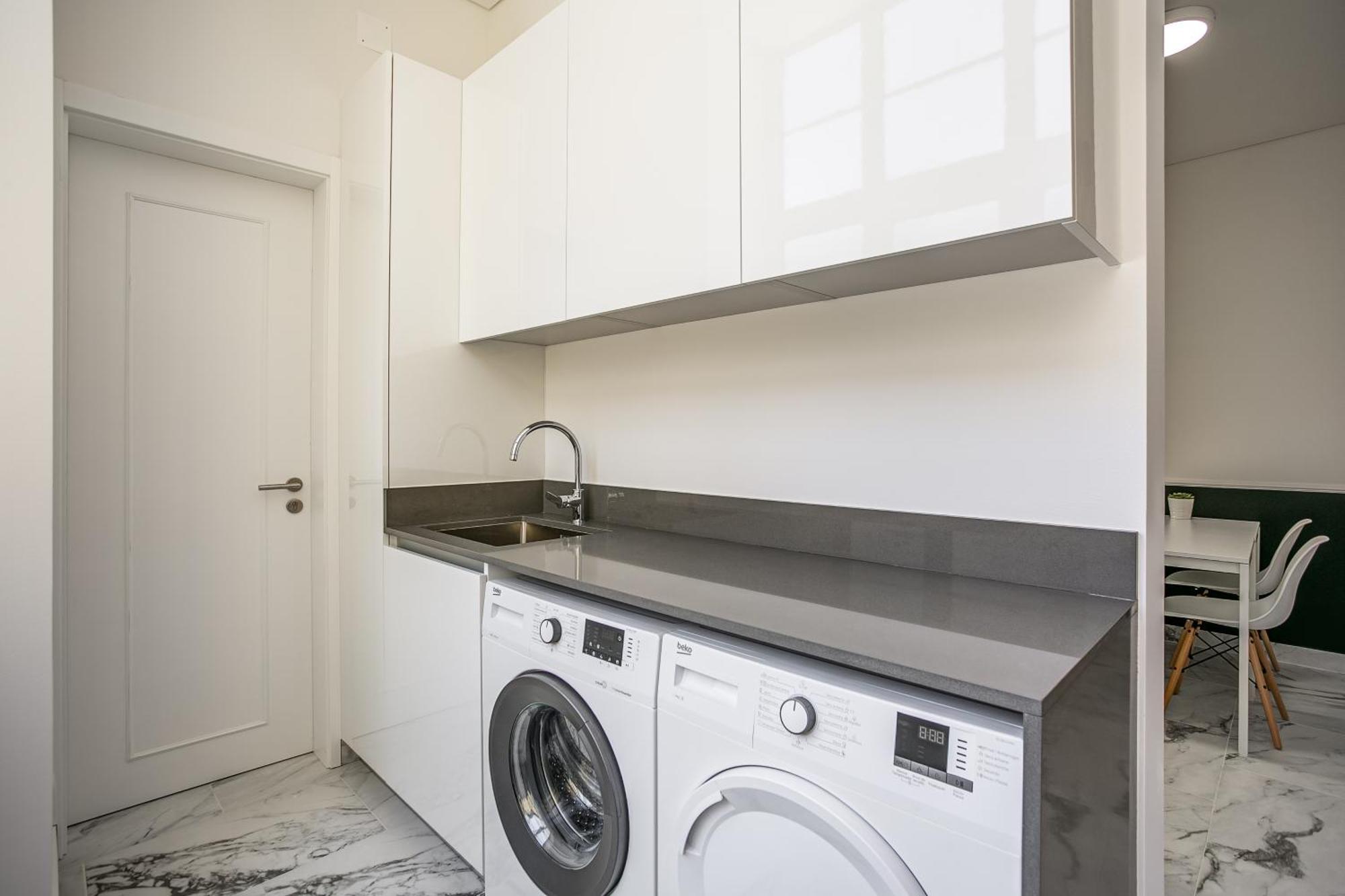 Home Out Rooms & Apartments 리스본 외부 사진